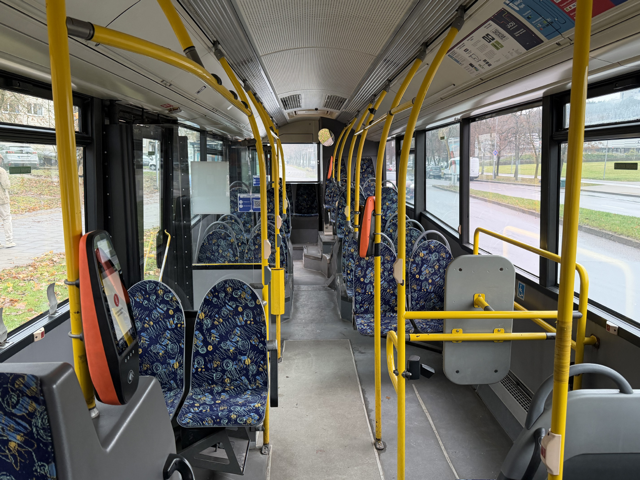 Vilnius, Volvo 7700 # 752