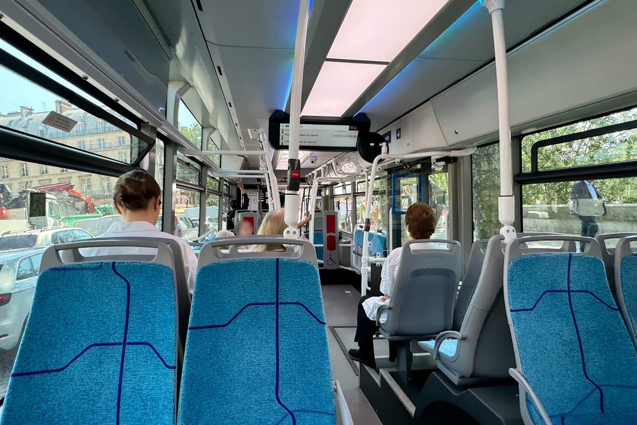 Paris, Bolloré Bluebus 12 II # 0662