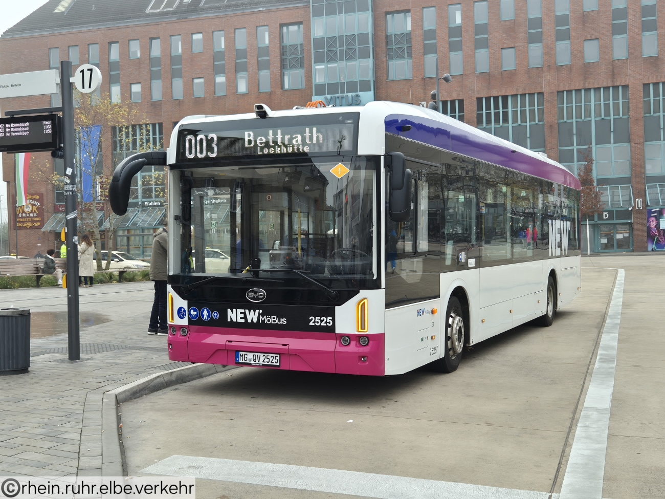 Mönchengladbach, BYD eBus B12.b # 2525
