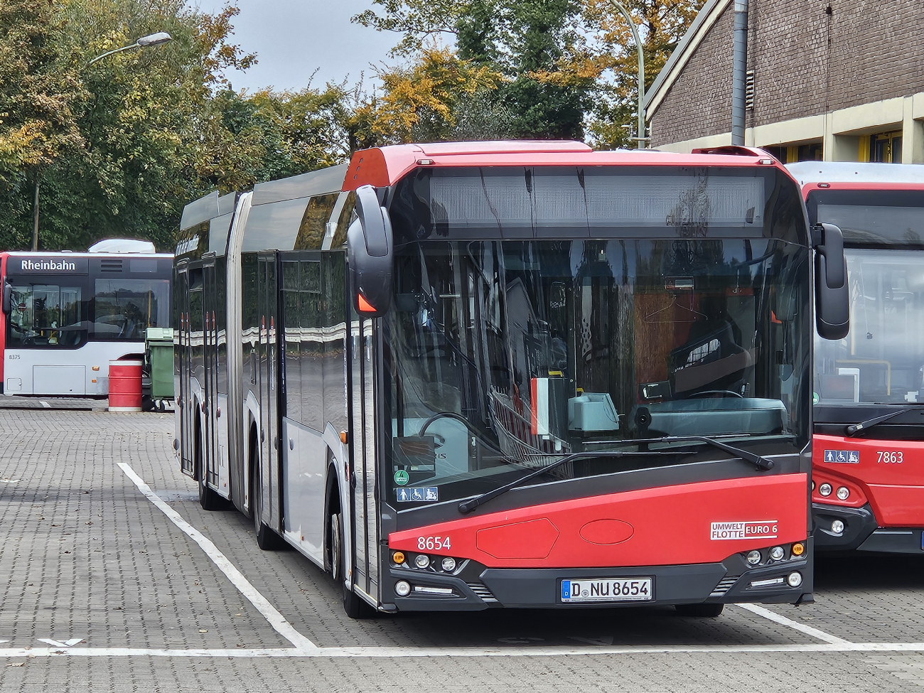 Düsseldorf, Solaris Urbino IV 18 # 8654