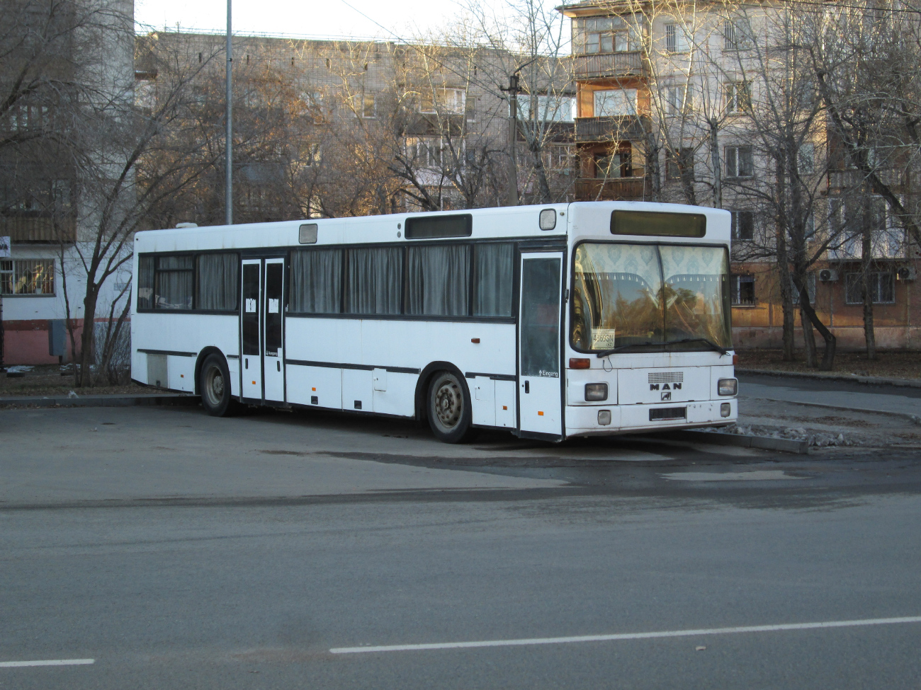 Pavlodar, MAN 888 SÜ242 # 4369 SN