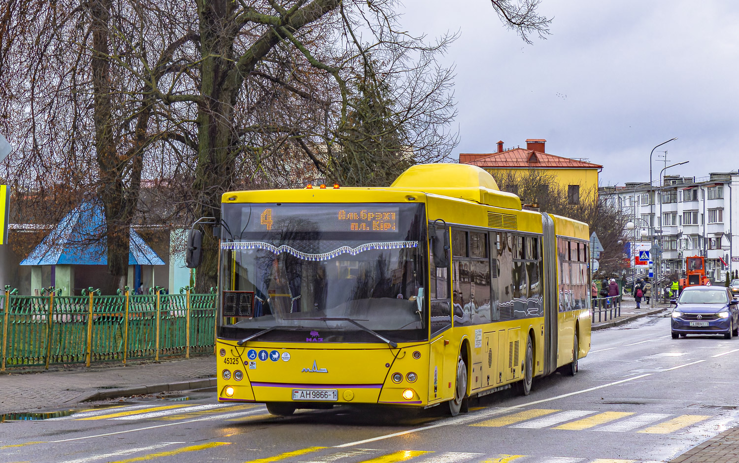 Pinsk, MAZ-215.069 # 45325