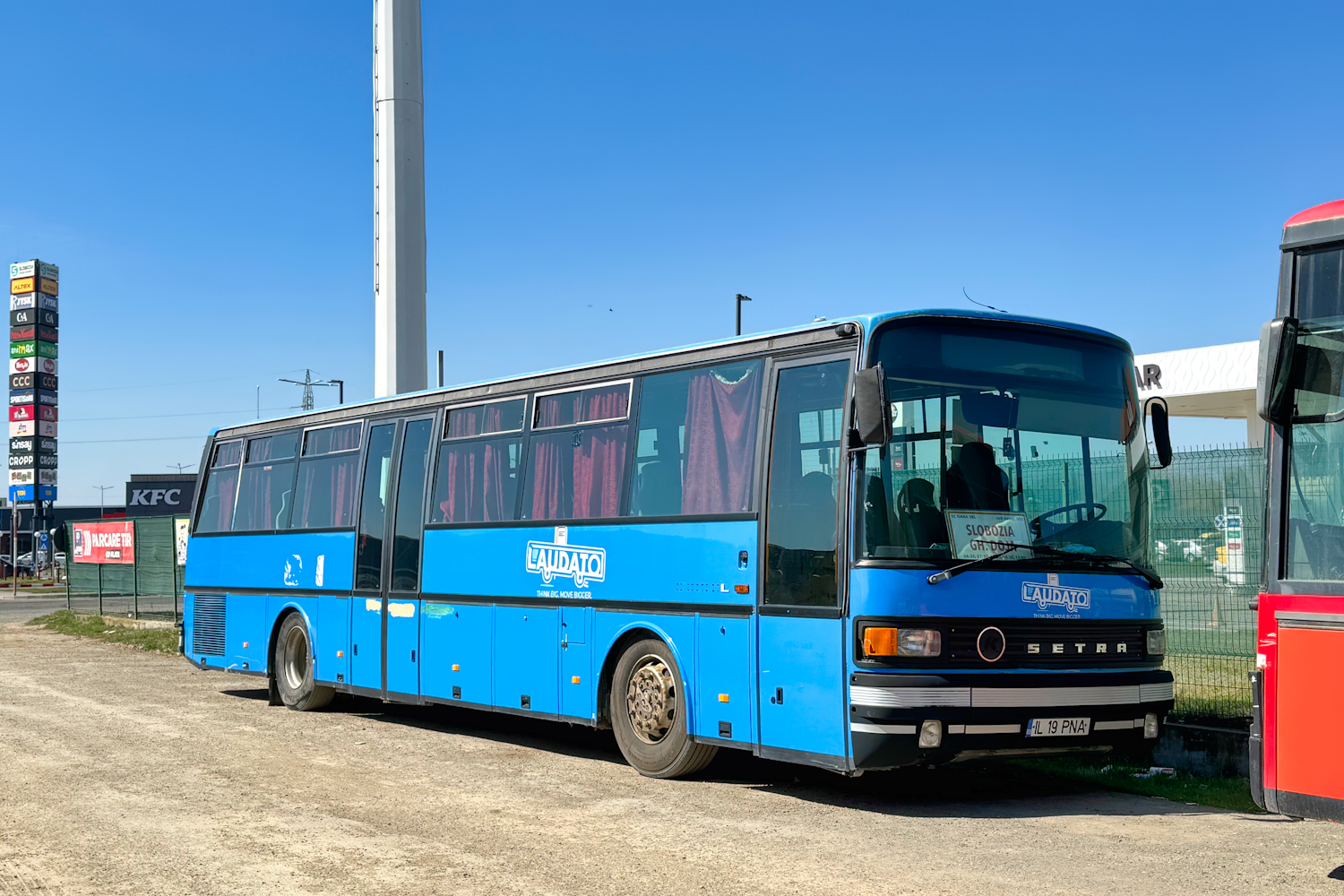 Slobozia, Setra S215UL # IL 19 PNA