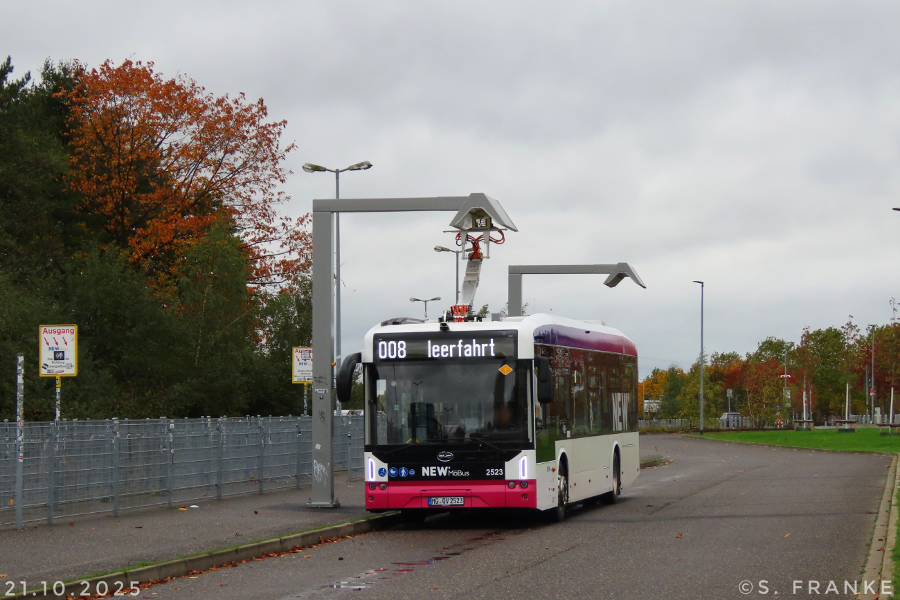 Mönchengladbach, BYD eBus B12.b # 2523
